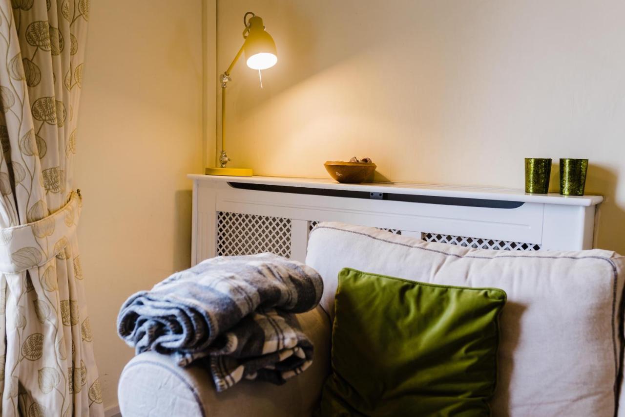 May Tree Cottage Manorbier 5 Mins From The Beach Sleeps 4 Ngoại thất bức ảnh