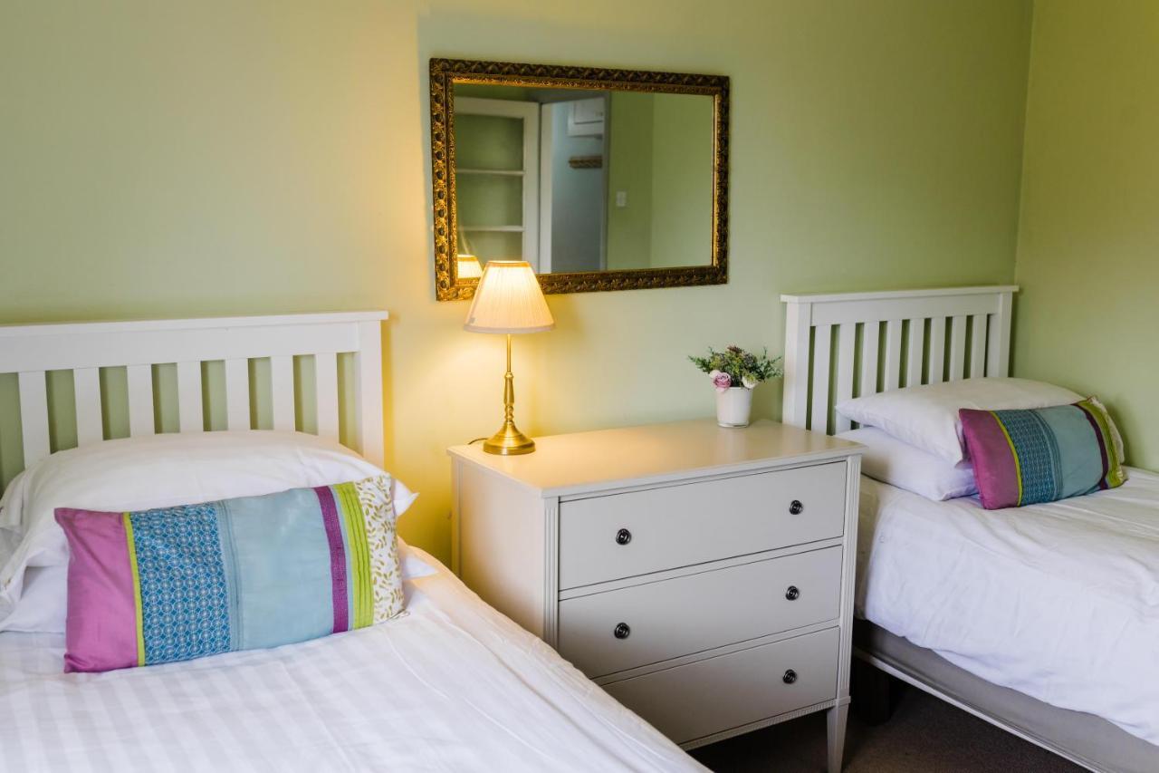 May Tree Cottage Manorbier 5 Mins From The Beach Sleeps 4 Ngoại thất bức ảnh