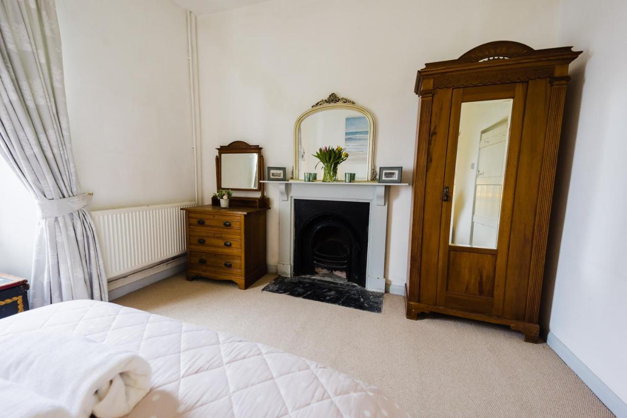 May Tree Cottage Manorbier 5 Mins From The Beach Sleeps 4 Ngoại thất bức ảnh