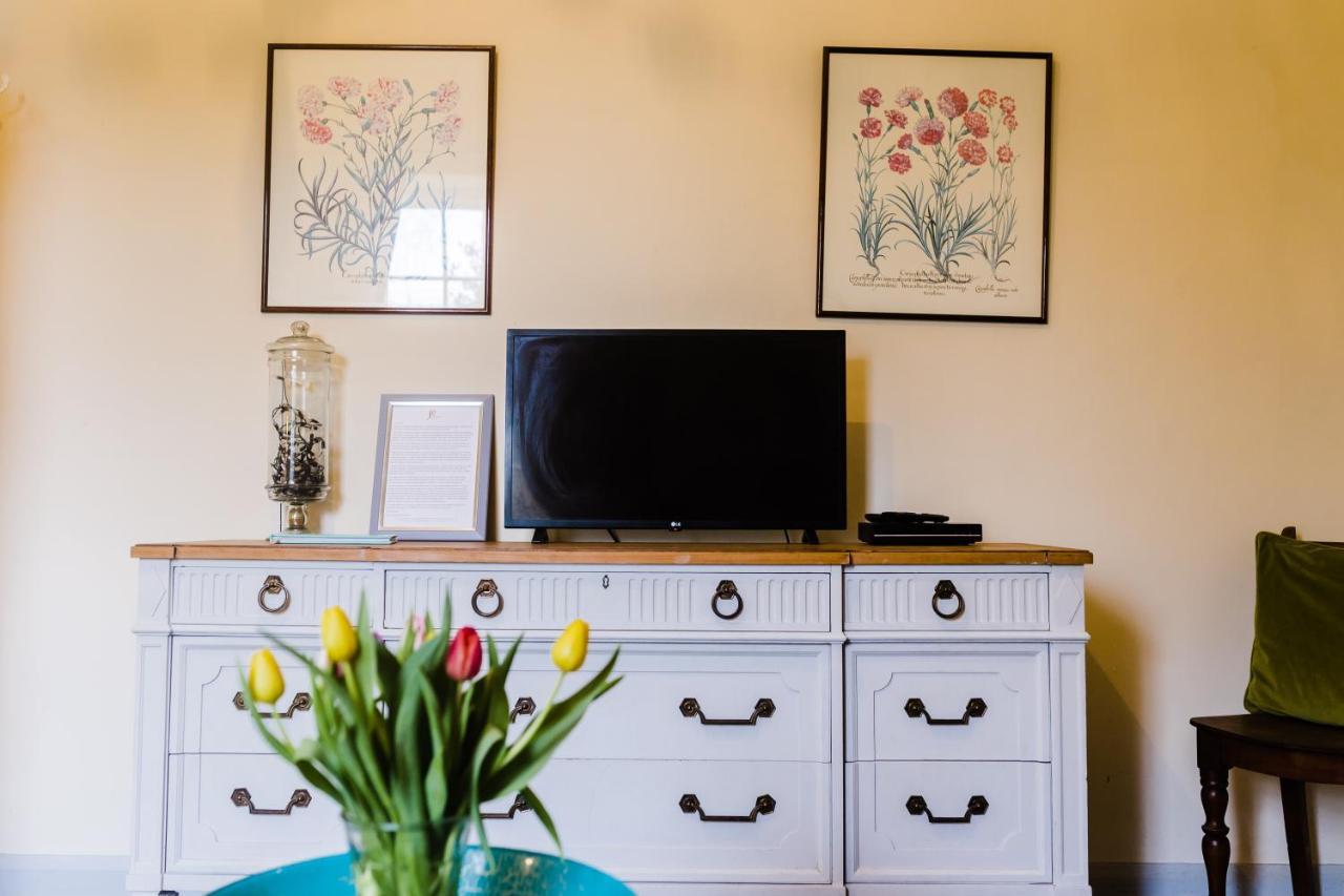 May Tree Cottage Manorbier 5 Mins From The Beach Sleeps 4 Ngoại thất bức ảnh